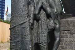800px-Rotterdam_kunstwerk_de_boeg_detail