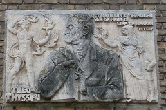 image002